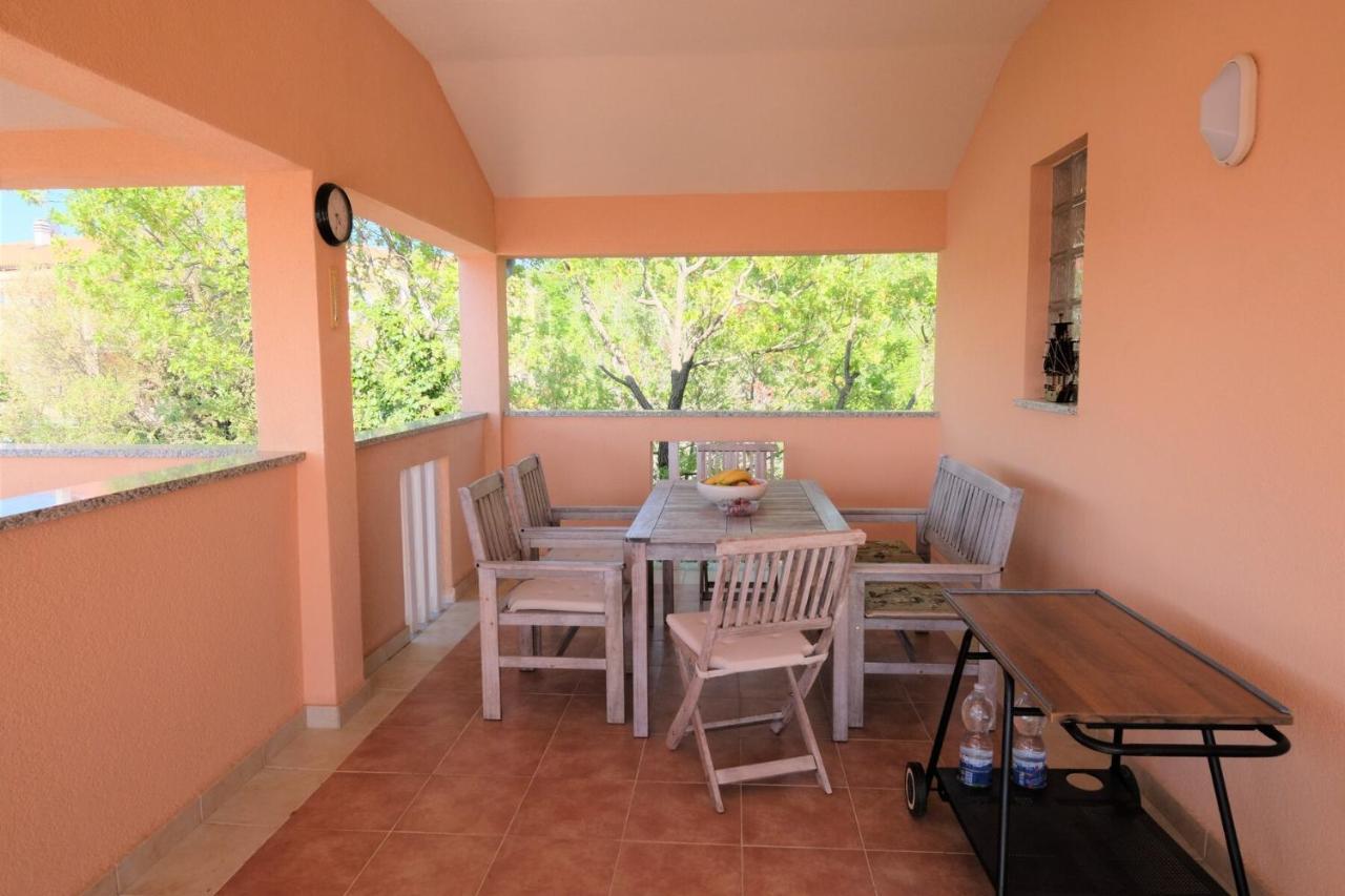 Apartments Coral, Klimno, Island Krk Exterior photo